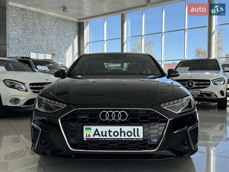 Седан Audi A4 2023 в Одессе