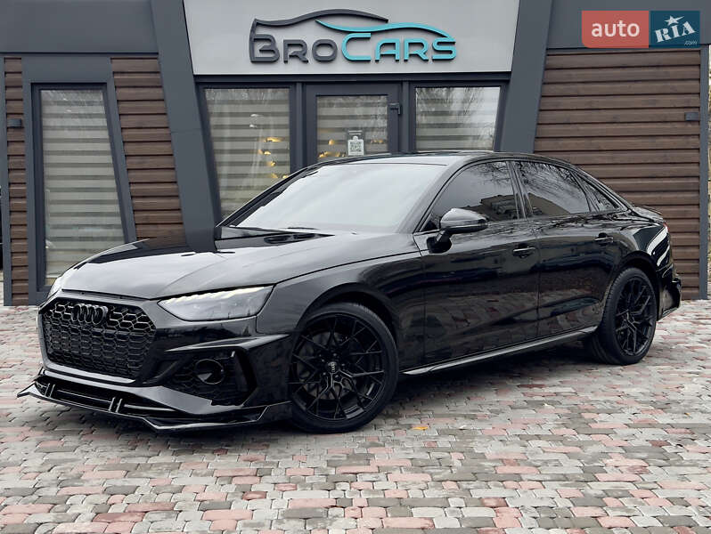 Седан Audi A4 2020 в Виннице