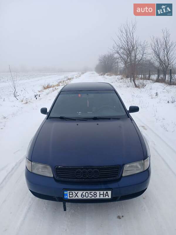 Седан Audi A4 1995 в Баре