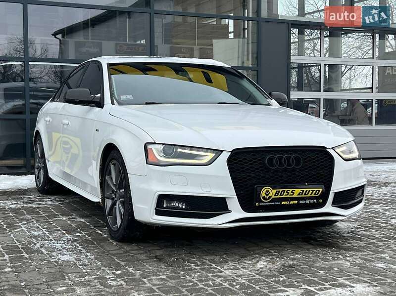 Седан Audi A4 2014 в Ивано-Франковске