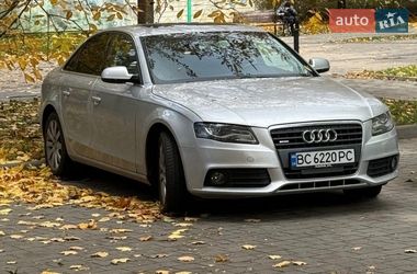 Седан Audi A4 2011 в Львове
