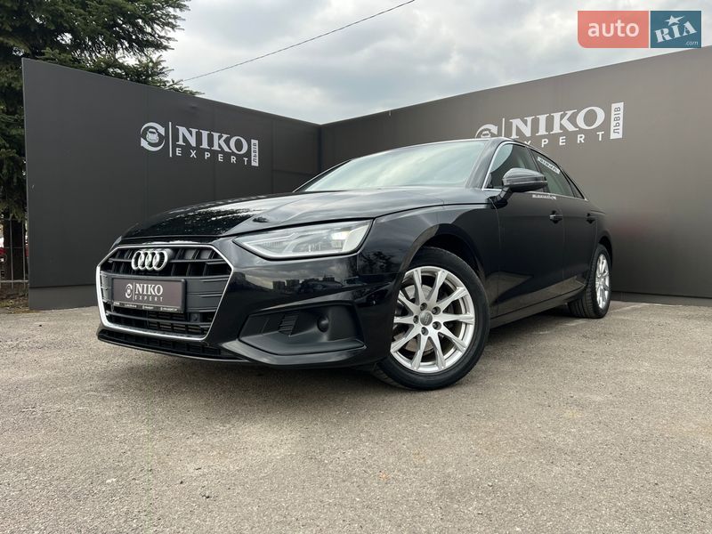 Седан Audi A4 2020 в Львові Седан Audi A4 2020 в Львові