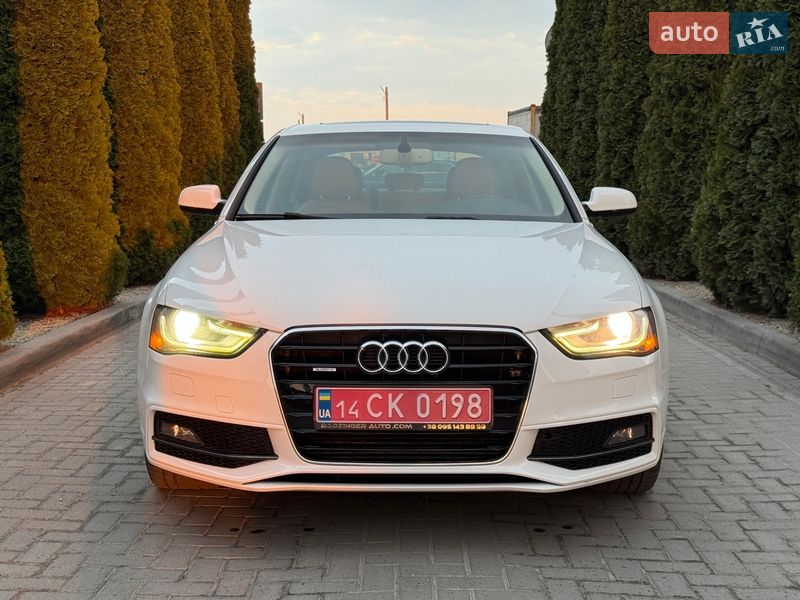 Седан Audi A4 2014 в Львові