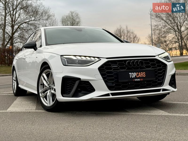 Седан Audi A4 2022 в Киеве