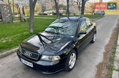 Седан Audi A4 1996 в Києві