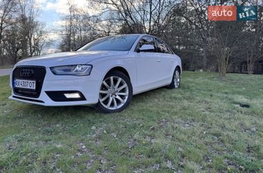 Седан Audi A4 2013 в Каневе