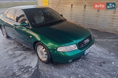 Седан Audi A4 1999 в Киеве
