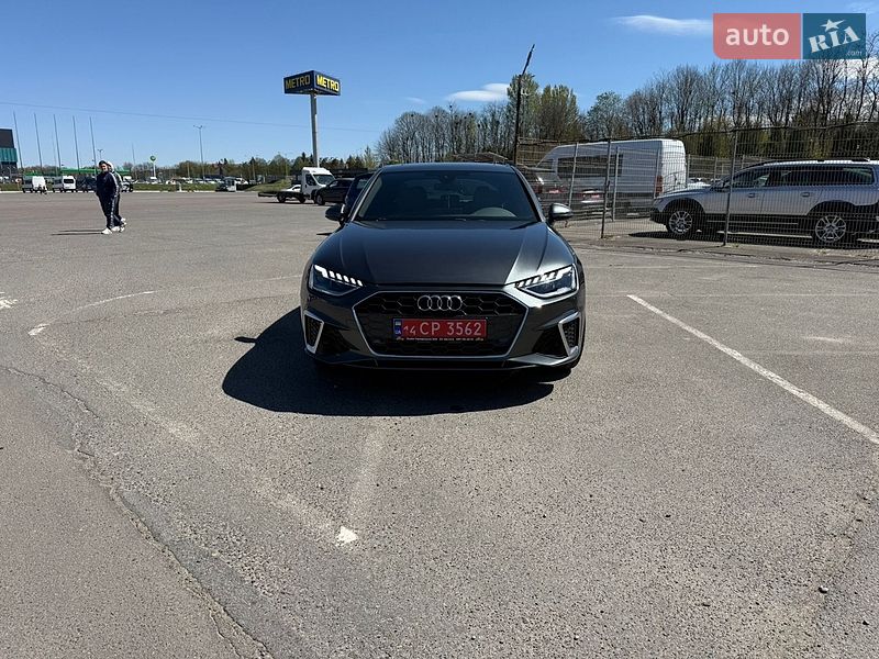 Седан Audi A4 2020 в Львове