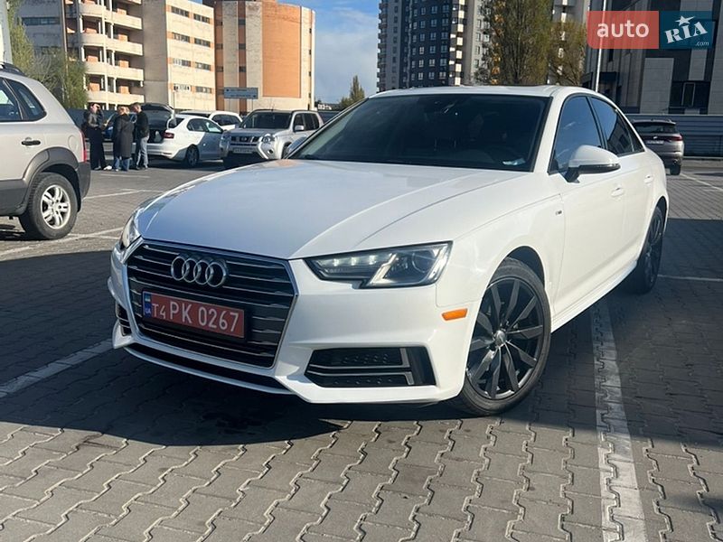 Седан Audi A4 2018 в Киеве