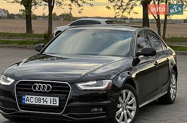 Седан Audi A4 2015 в Владимире