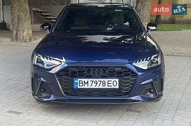 Седан Audi A4 2023 в Сумах