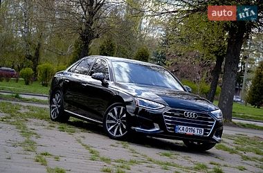 Седан Audi A4 2023 в Києві