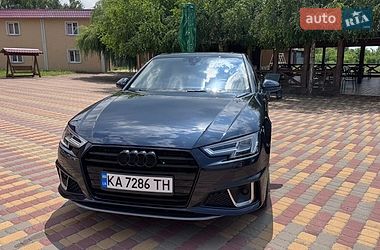 Седан Audi A4 2016 в Василькове