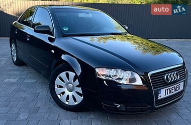 Седан Audi A4 2004 в Староконстантинове