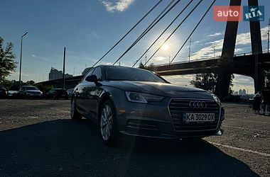 Седан Audi A4 2016 в Киеве