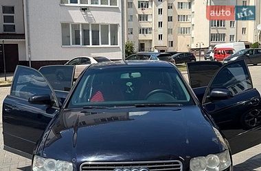 Седан Audi A4 2005 в Сокале