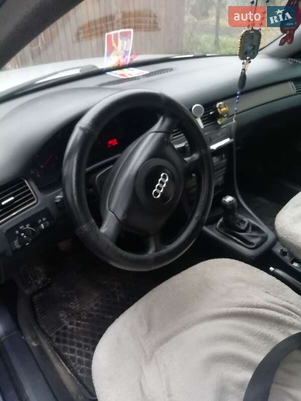 Универсал Audi A6 1999 в Золочеве