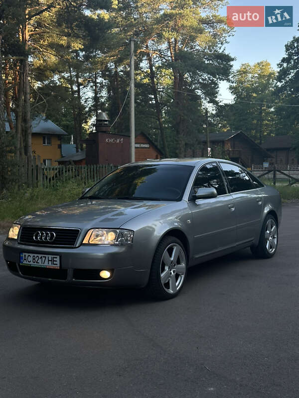 Седан Audi A6 2002 в Шацке