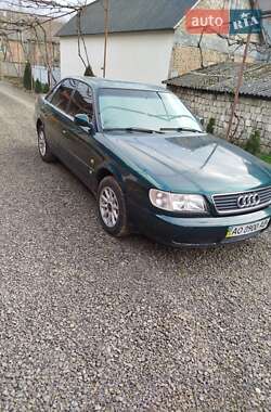 Седан Audi A6 1995 в Виноградове