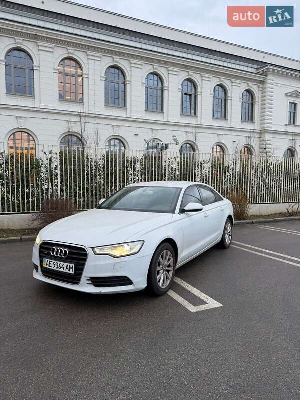 Седан Audi A6 2014 в Днепре Седан Audi A6 2014 в Днепре