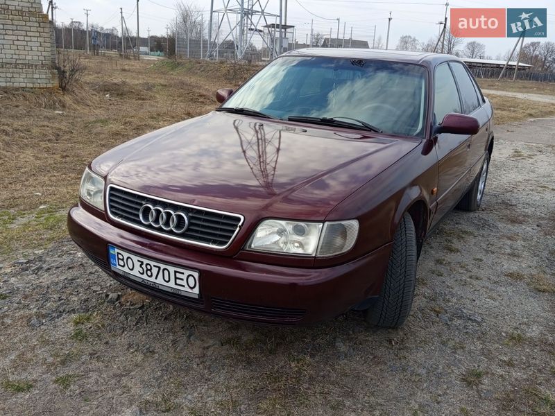 Седан Audi A6 1994 в Заречном