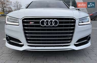Седан Audi A8 2016 в Києві