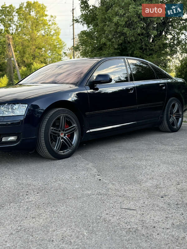 Седан Audi A8 2008 в Житомире