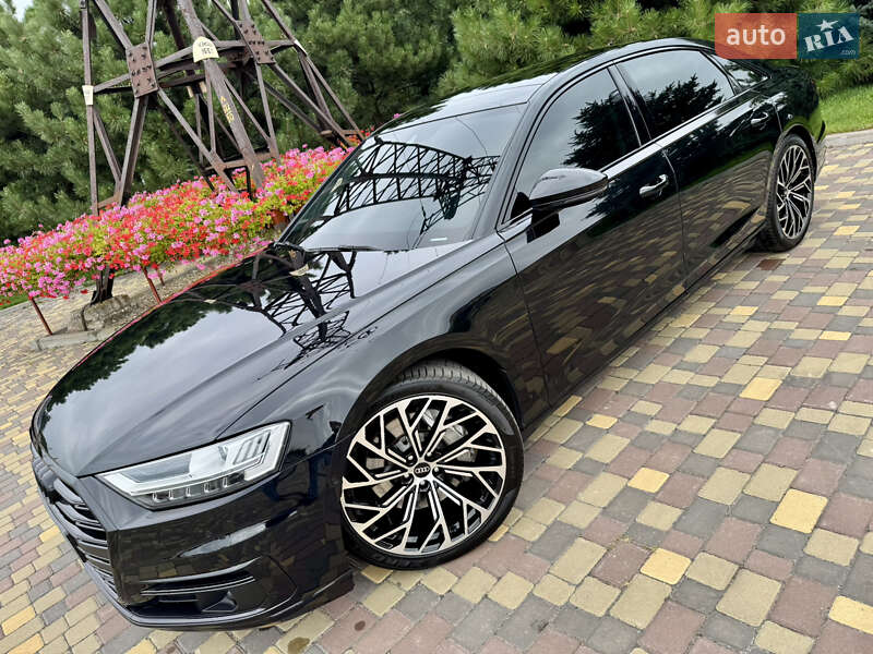 Седан Audi A8 2018 в Днепре