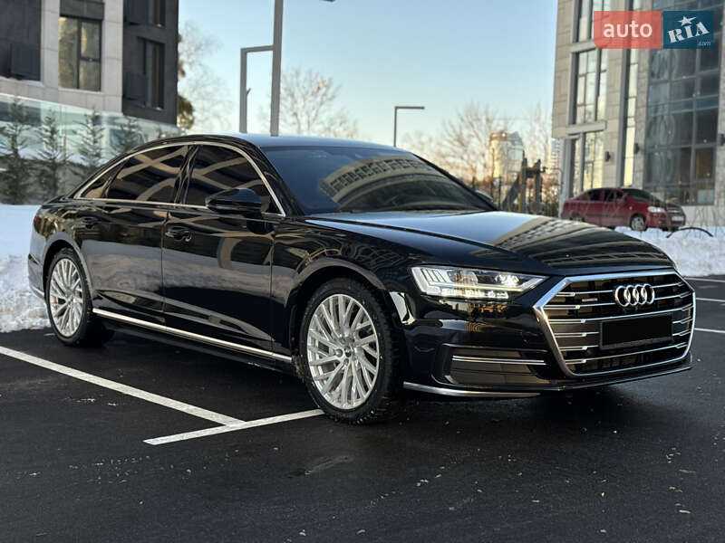 Седан Audi A8 2021 в Киеве