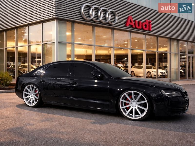 Седан Audi A8 2012 в Николаеве