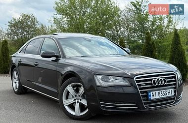 Седан Audi A8 2011 в Березане