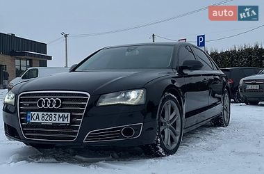 Седан Audi A8 2011 в Новояворовске