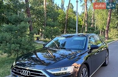 Седан Audi A8 2017 в Киеве
