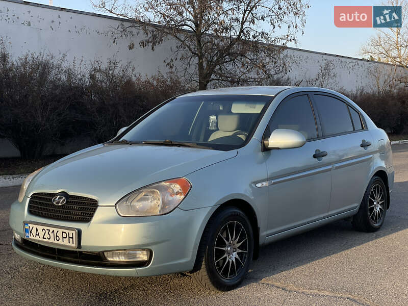 Седан Hyundai Accent 2007 в Днепре