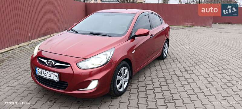 Седан Hyundai Accent 2013 в Одессе
