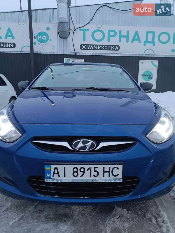 Седан Hyundai Accent 2012 в Вишневом