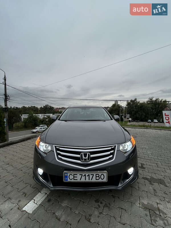 Седан Honda Accord 2008 в Черновцах