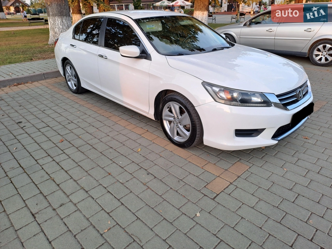 Honda Accord 2013 photo 2