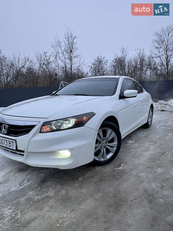 Купе Honda Accord 2012 в Киеве Купе Honda Accord 2012 в Киеве