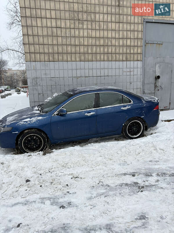 Седан Honda Accord 2003 в Киеве