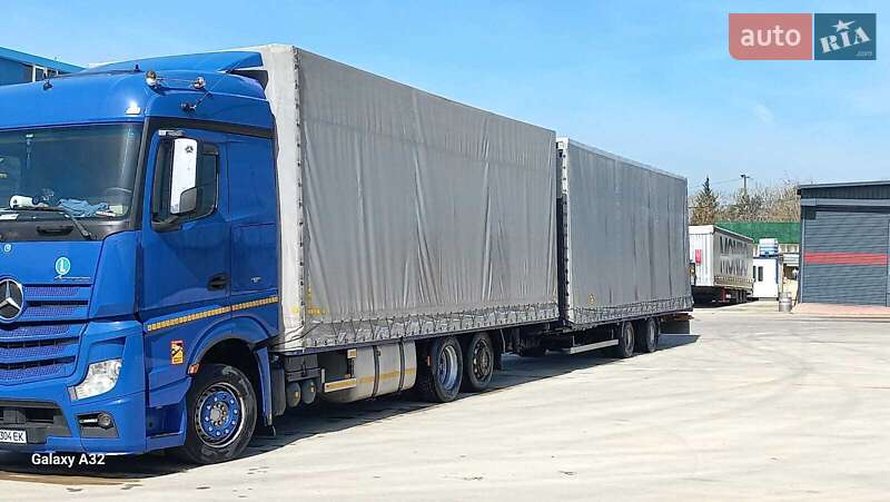 Тентований Mercedes-Benz Actros 2013 в Чернівцях