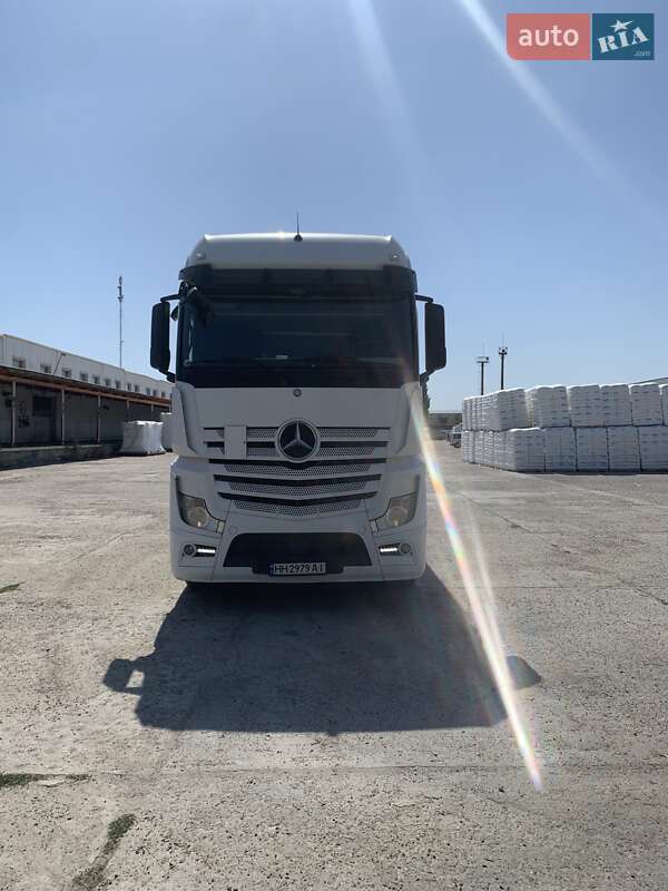 Тягач Mercedes-Benz Actros 2015 в Одессе