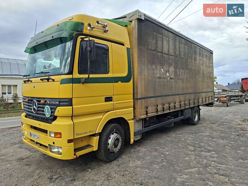Тентованый Mercedes-Benz Actros 2000 в Березному
