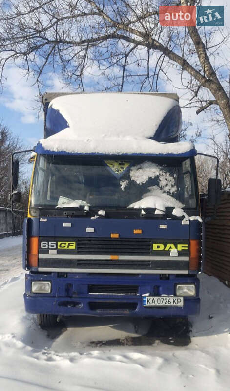 Тентованый DAF AE 2000 в Киеве