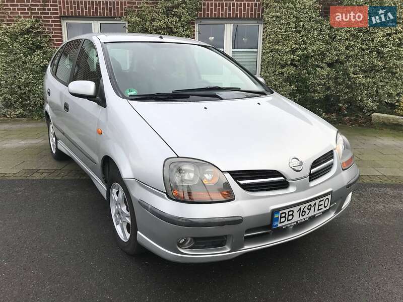 Минивэн Nissan Almera Tino 2004 в Киеве Минивэн Nissan Almera Tino 2004 в Киеве