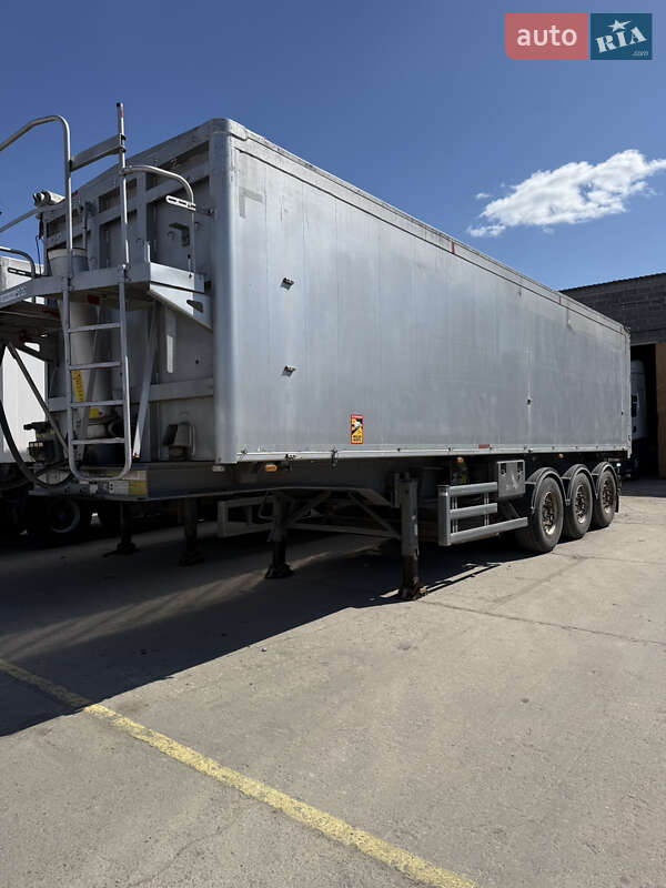 Зерновоз - полуприцеп STAS Alum 2010 в Черкассах