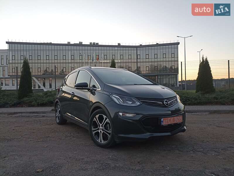 Хэтчбек Opel Ampera-e 2017 в Бродах Хэтчбек Opel Ampera-e 2017 в Бродах