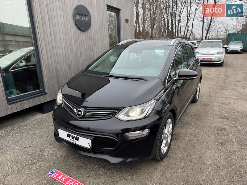 Хэтчбек Opel Ampera-e 2017 в Тернополе Хэтчбек Opel Ampera-e 2017 в Тернополе