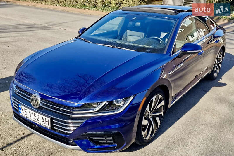 Лифтбек Volkswagen Arteon 2018 в Ровно Лифтбек Volkswagen Arteon 2018 в Ровно