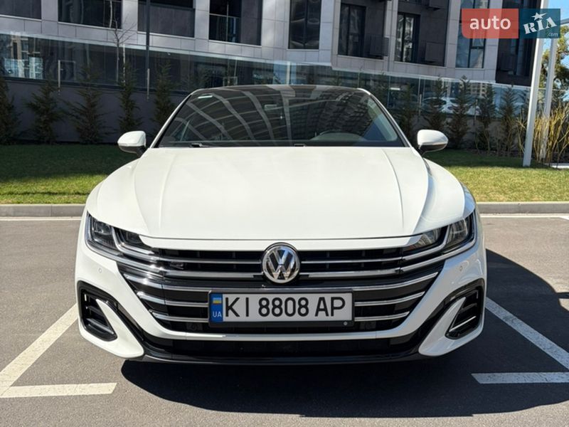 Лифтбек Volkswagen Arteon 2019 в Киеве